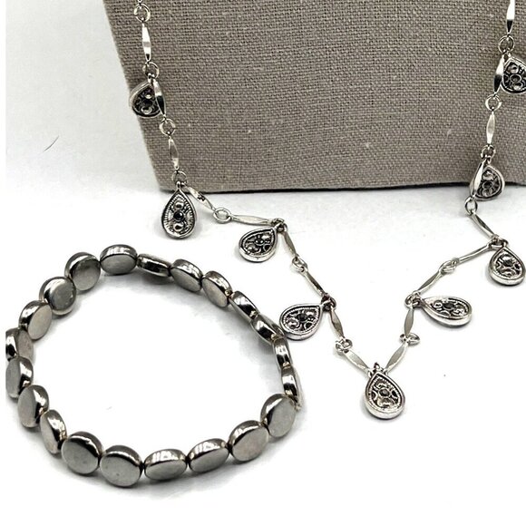 Vintage Silver Necklace & Bracelet Set With Teardrop Crystal Charm - Picture 2 of 7